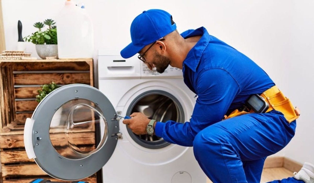CHENNAI WASHING SERVICE technician